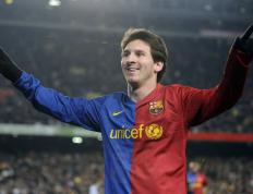 最后时刻胜出引爆全场！，Doinb意外战胜皇家马德里全场沸腾不已