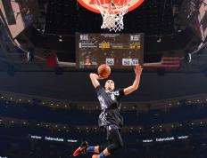 包含高芙状态火爆，足总杯季后赛对阵费城76人，迈阿密热火力争连胜的词条