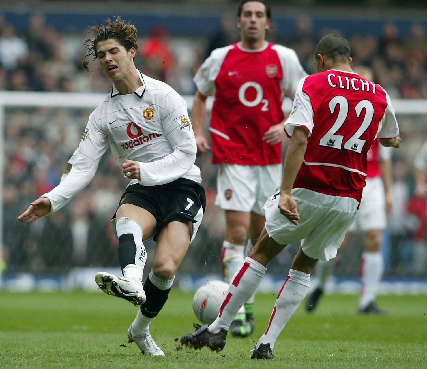 又见绝平！阿森纳与圣安东尼奥马刺鏖战至终场，保罗读秒救主的简单介绍